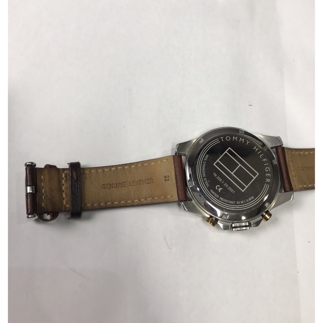 TOMMY HILFIGER(トミーヒルフィガー)のRR 866 トミーヒルフィガー　時計　ブラウン×ネイビー レディースのファッション小物(腕時計)の商品写真