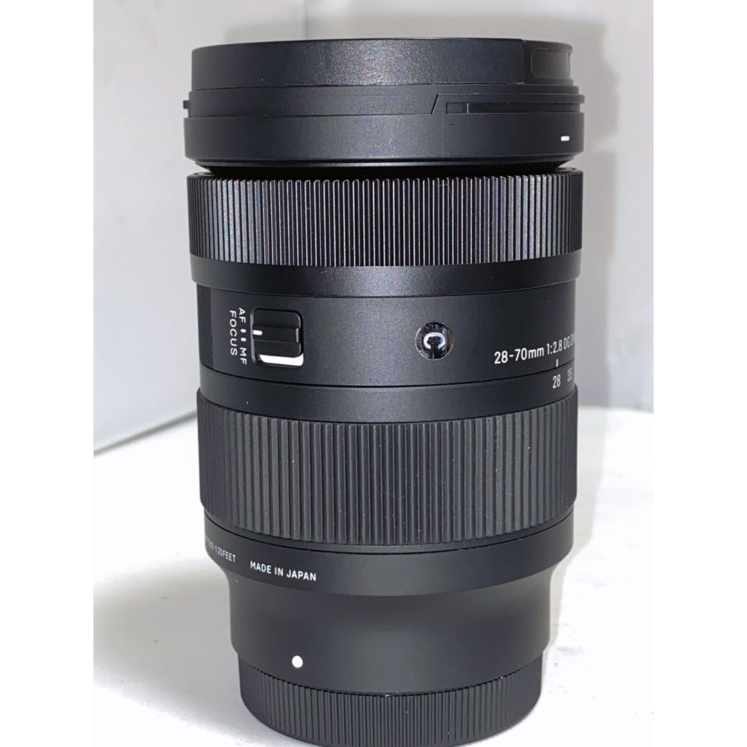 SIGMA(シグマ)の【美品】SIGMA 28-70mm F2.8 DG DN C ソニーEマウント スマホ/家電/カメラのカメラ(レンズ(ズーム))の商品写真