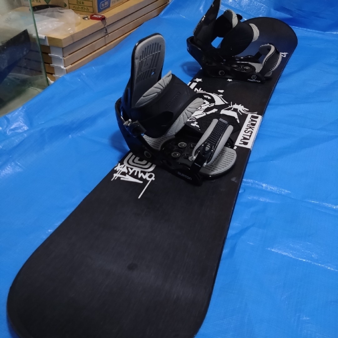 カバー付】K2・BURTON 154cm スノボ3点セット 調整もします! カバー付】K2・BURTON 154cm スノボ3点セット 調整もします!