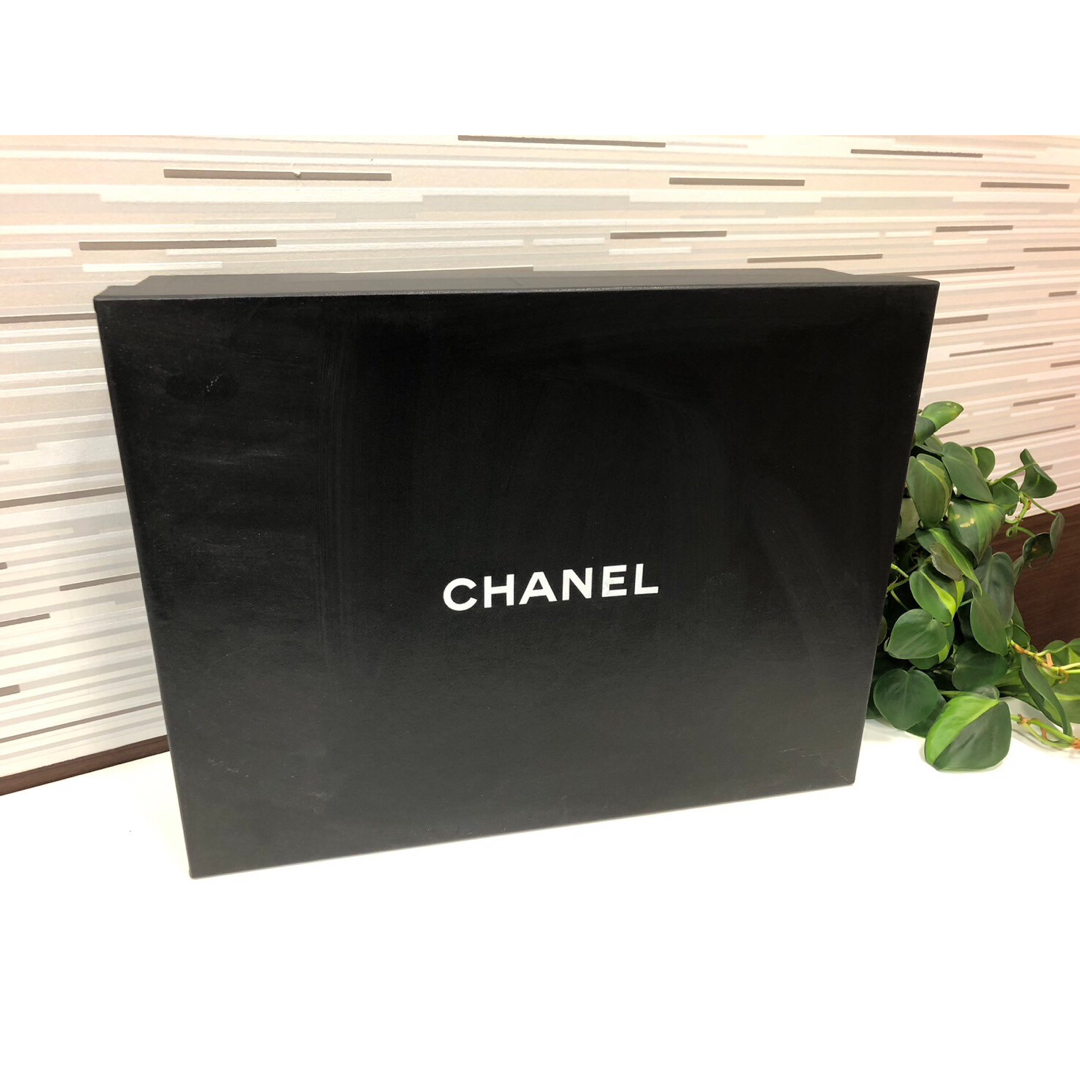 CHANEL(シャネル)の◇CHANEL シャネル ショートブーツ ホワイト ラメ 冬 オシャレ レディースの靴/シューズ(ブーツ)の商品写真