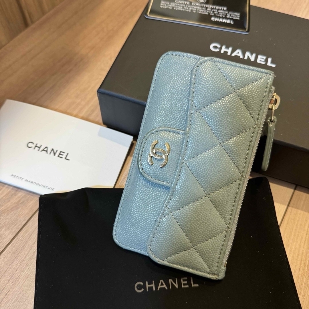 CHANEL(シャネル)のCHANELコインケース　カードケース　フラグメントケース キャビアスキン レディースのファッション小物(パスケース/IDカードホルダー)の商品写真