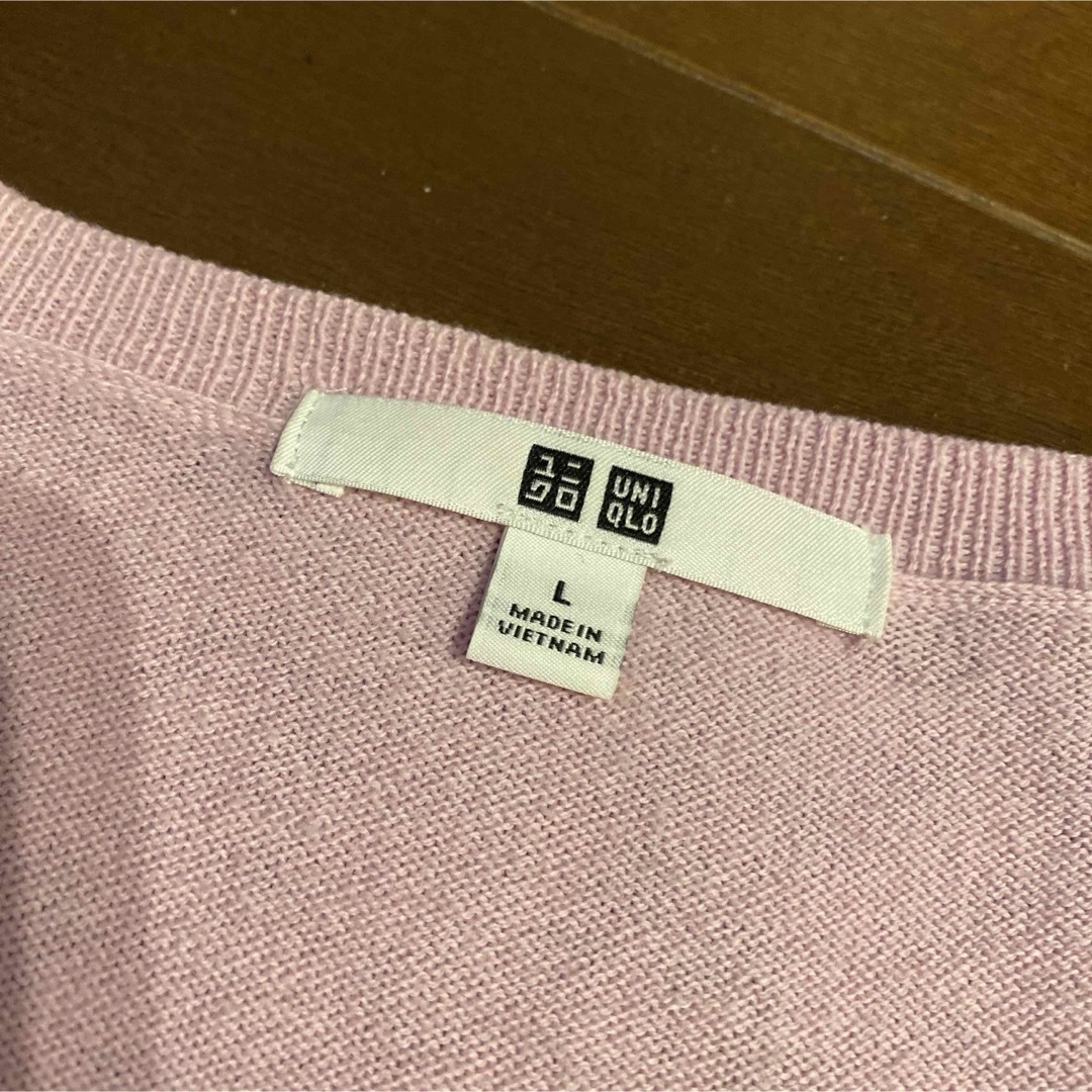 UNIQLO(ユニクロ)のUNIQLO⭐︎カシミア混Ｖネックニット　L レディースのトップス(ニット/セーター)の商品写真