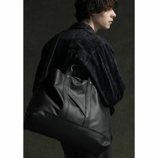 コモリ(COMOLI)の【新品未使用】23AW NICENESS H.LEDZ Bag (ショルダーバッグ)