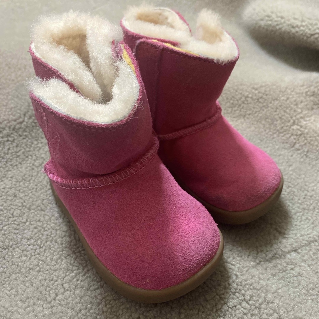 UGG(アグ)のugg キッズ11cmムートンブーツ キッズ/ベビー/マタニティのベビー靴/シューズ(~14cm)(ブーツ)の商品写真