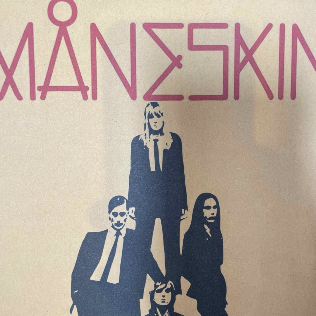 額付きポスター】マネスキンMåneskin ①(新品)の通販 by 額付きポスター】マネスキンMåneskin ①(新品)の通販 by