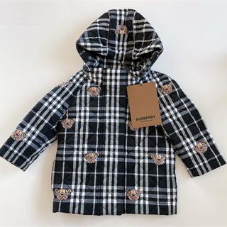 バーバリー(BURBERRY)のBurberry トーマスベア　コート　キルティング　アウター(ジャケット/コート)