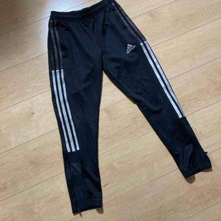 アディダス(adidas)のトレパン(パンツ/スパッツ)