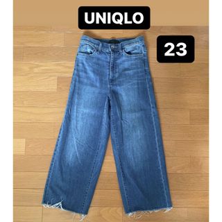 ユニクロ(UNIQLO)のUNIQLO ユニクロ ハイライズワイドフィット　クロップドジーンズ　23(デニム/ジーンズ)