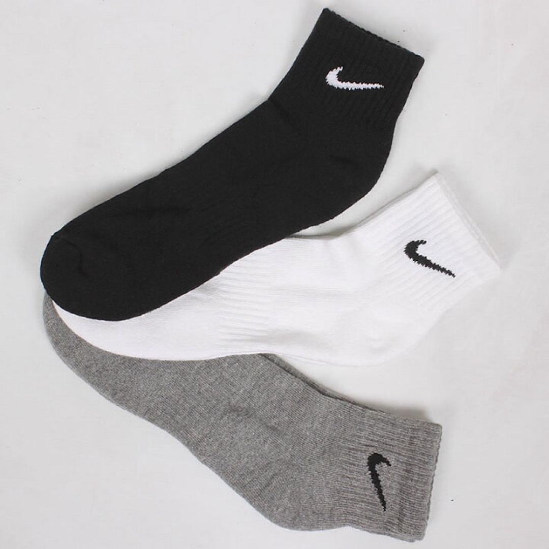 NIKE(ナイキ)の【SALE】25〜27cm【3足組】ナイキ ソックス　靴下  SX7667 3色 メンズのレッグウェア(ソックス)の商品写真