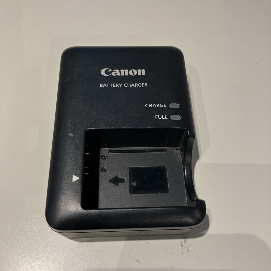 Canon(キヤノン)のキヤノンCB-2LC スマホ/家電/カメラのスマートフォン/携帯電話(バッテリー/充電器)の商品写真