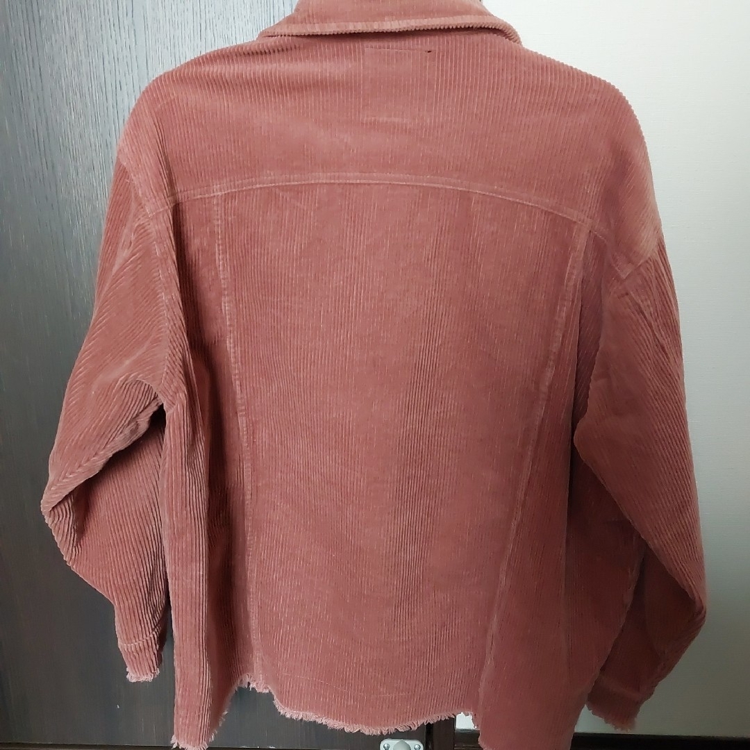 ZARA　コーデュロイ　ジャケット　アウター　くすみピンク　オーバーサイズ レディースのジャケット/アウター(ブルゾン)の商品写真