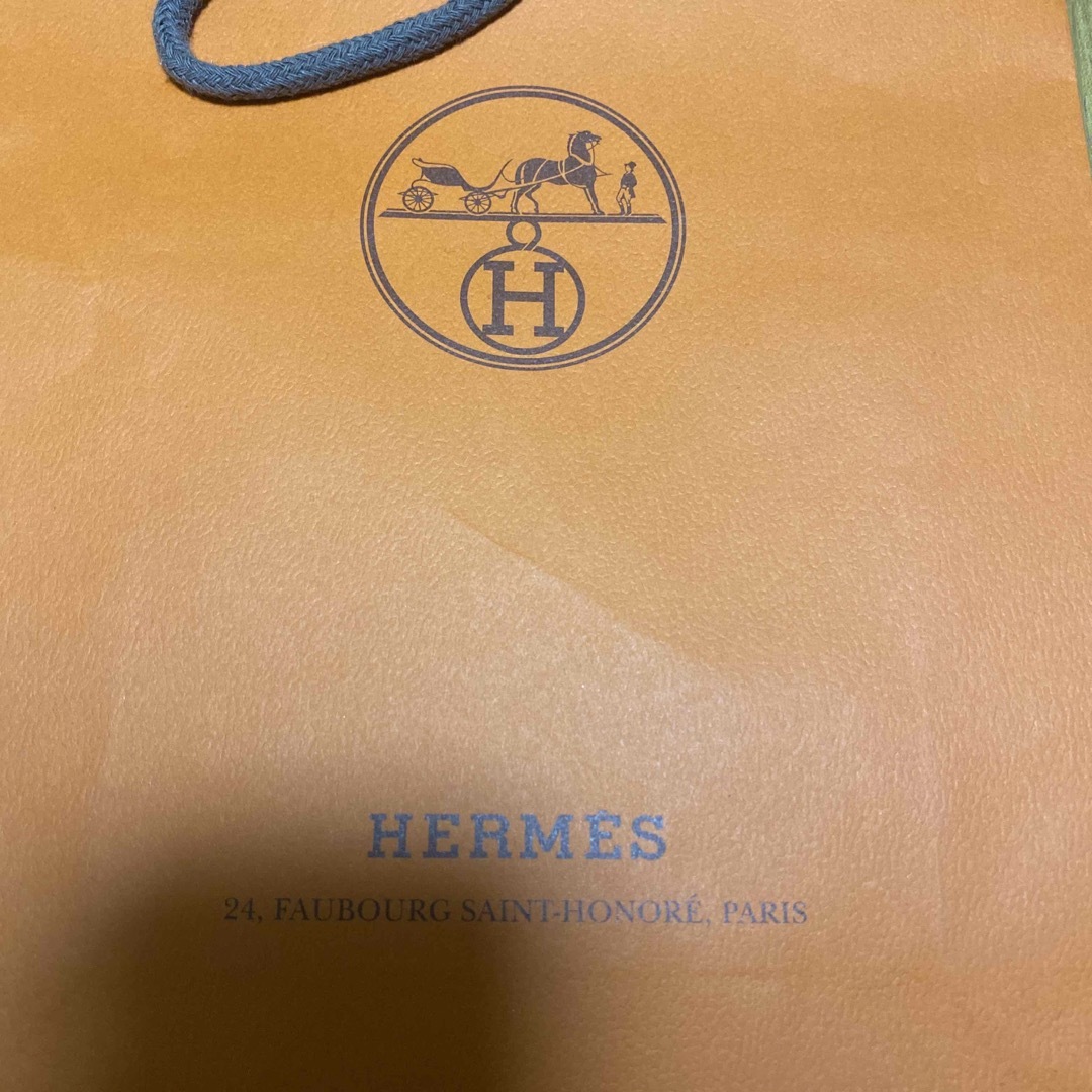 Hermes(エルメス)のHERMES エルメス　紙袋　ショップバッグ レディースのバッグ(ショップ袋)の商品写真