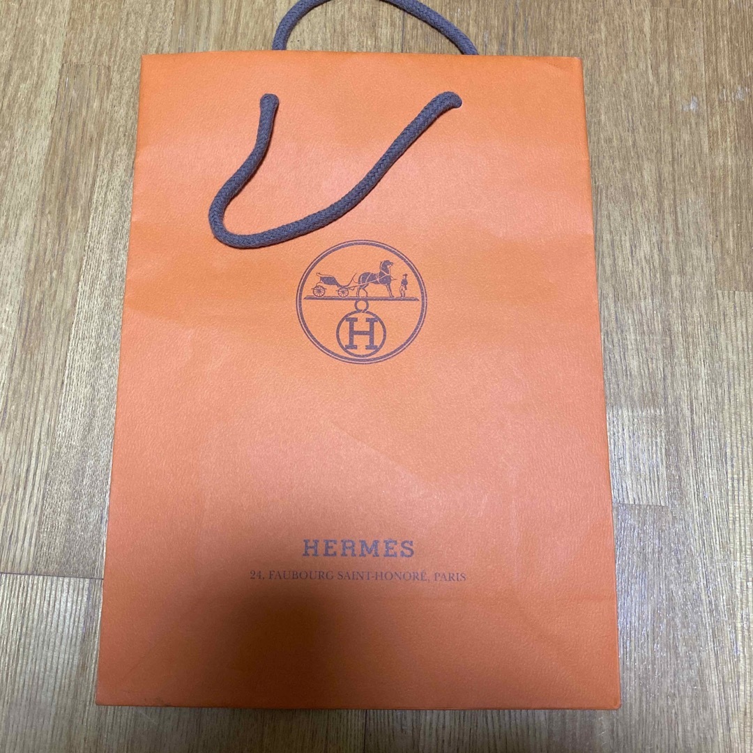 Hermes(エルメス)のHERMES エルメス　紙袋　ショップバッグ レディースのバッグ(ショップ袋)の商品写真