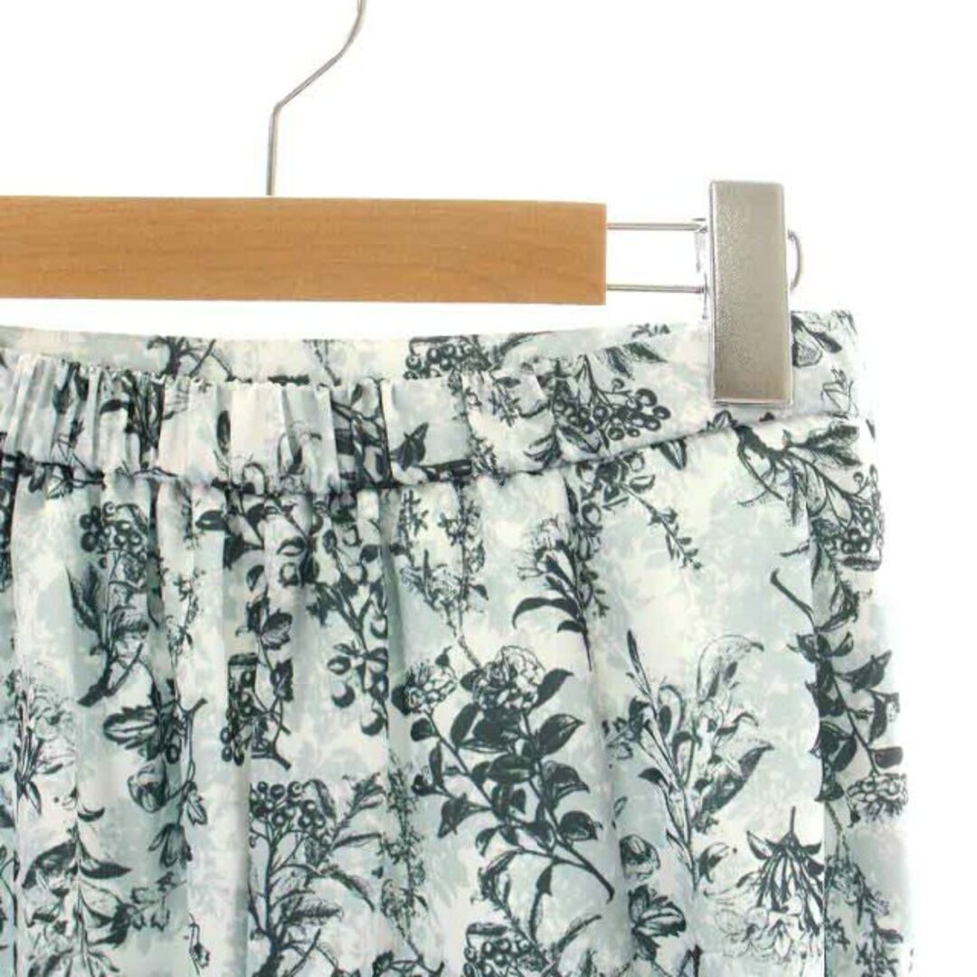 Stola.(ストラ)のストラ フレアスカート ロング マキシ 花柄 総柄 38 M 緑 水色 白 レディースのスカート(ロングスカート)の商品写真