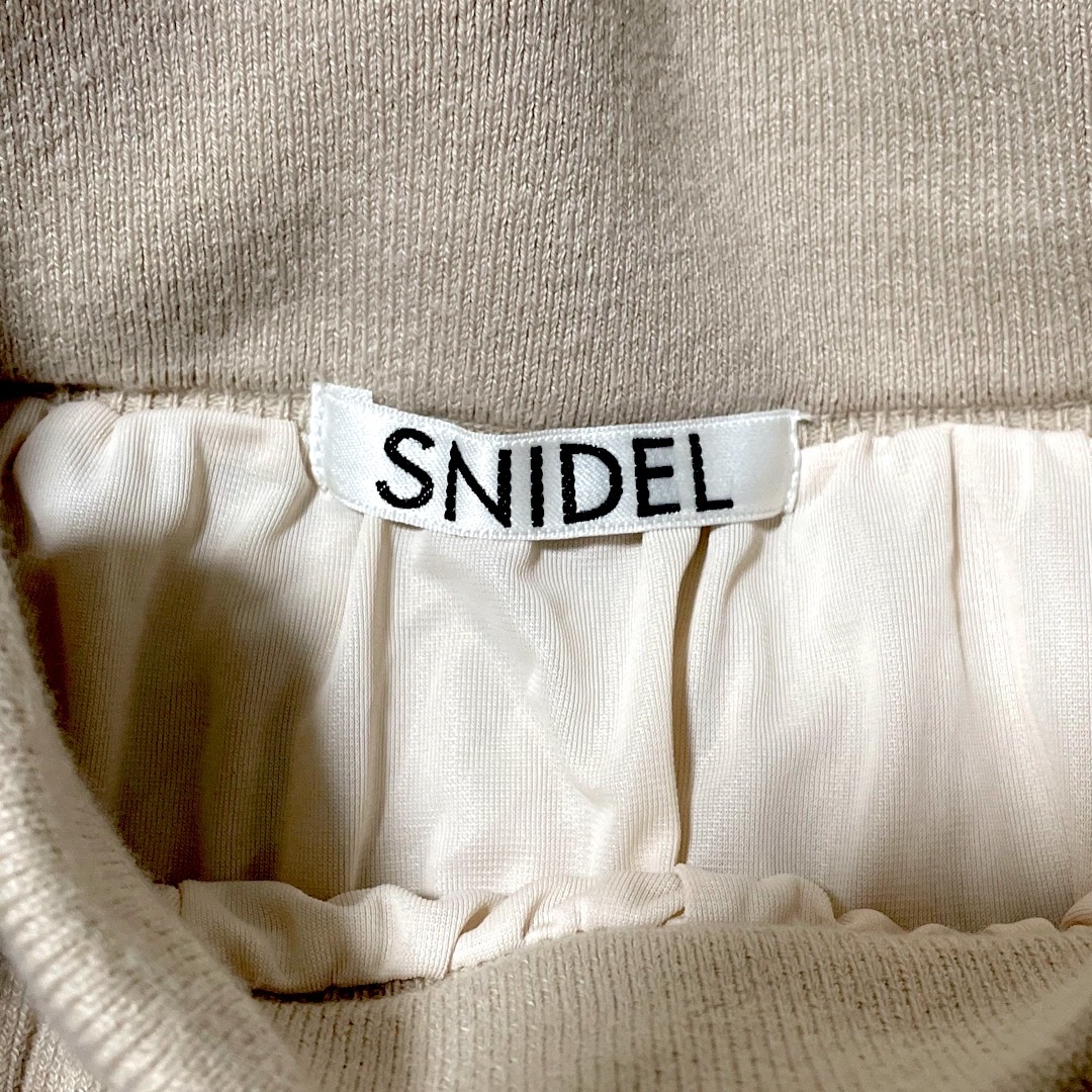 SNIDEL(スナイデル)のSNIDEL  スナイデル カラーブロックニットスカート レディースのワンピース(ひざ丈ワンピース)の商品写真