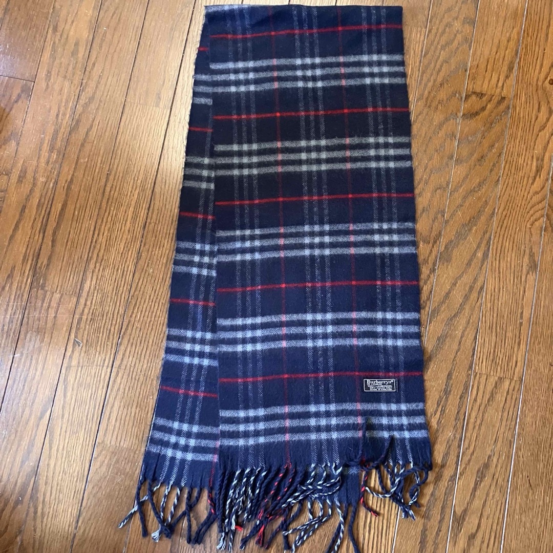 BURBERRY(バーバリー)のused  Burberry ノバチェックマフラー  ネイビー イギリス製  レディースのファッション小物(マフラー/ショール)の商品写真