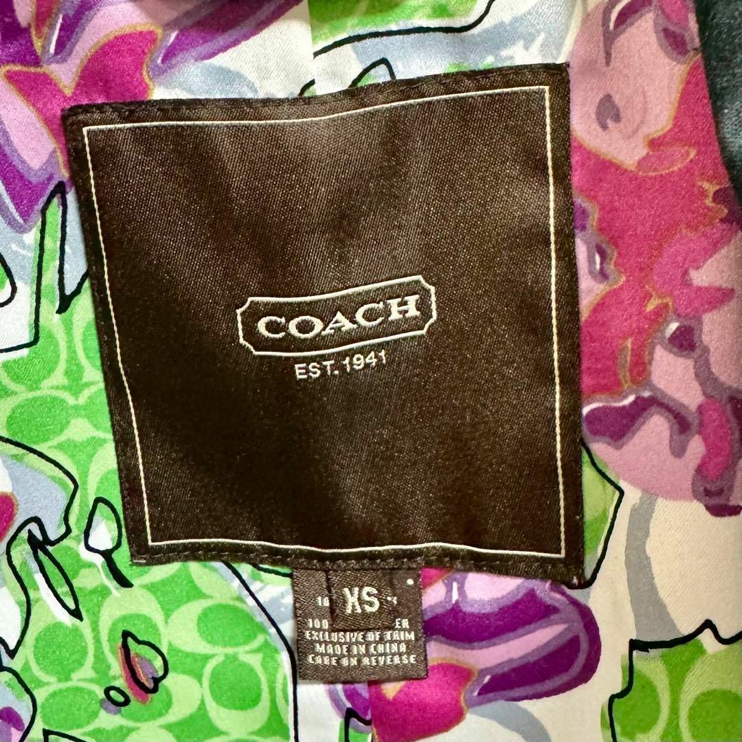 COACH(コーチ)の【極美品】COACH コーチ ステンカラーコート トレンチコート 花柄 XS 黒 レディースのジャケット/アウター(トレンチコート)の商品写真