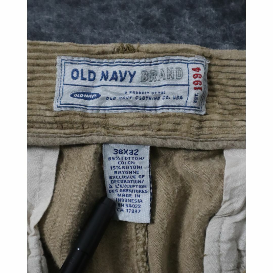 Old Navy(オールドネイビー)の【OLD NAVY】2タック ワイド コーデュロイパンツ 太畝 ベージュ W36 メンズのパンツ(チノパン)の商品写真