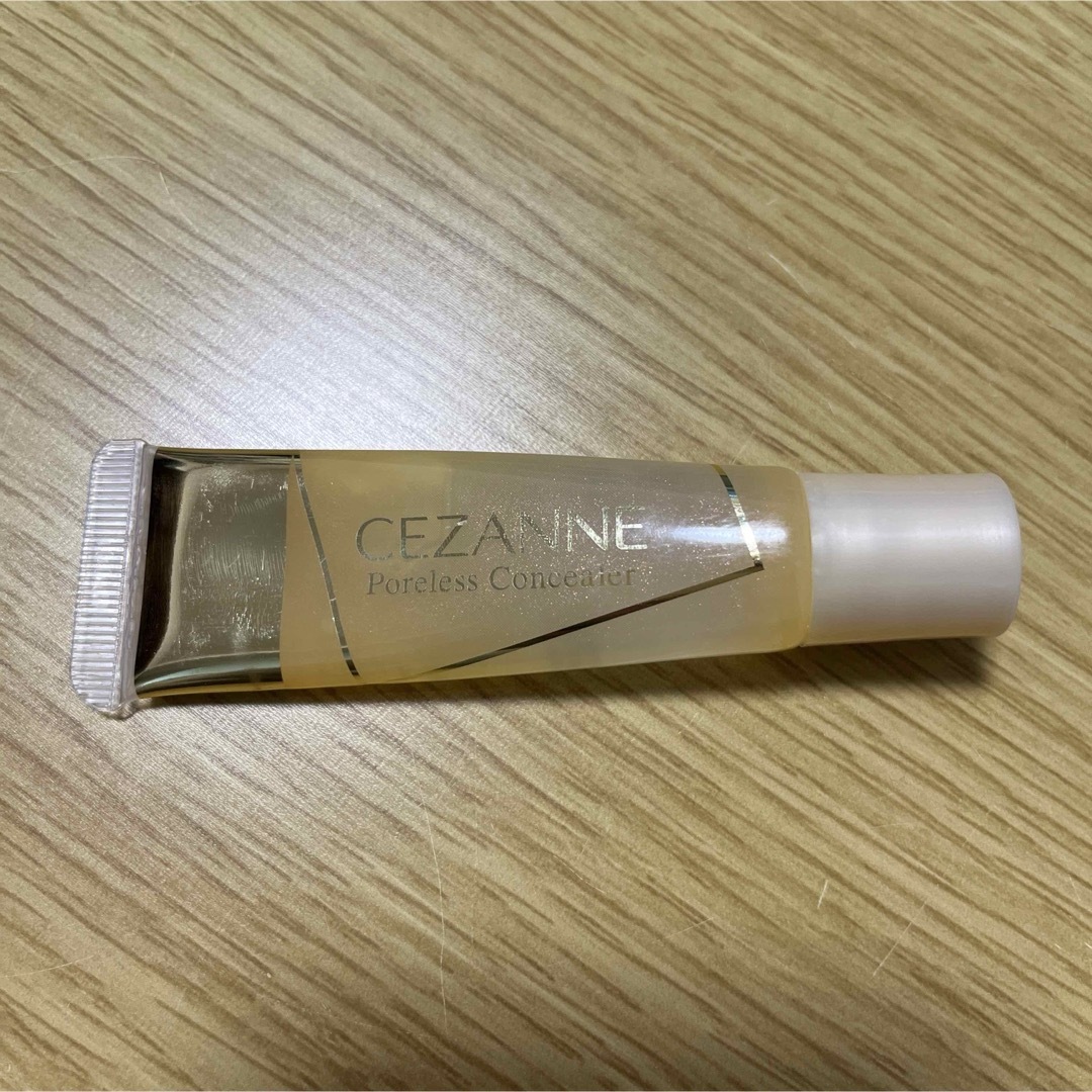 CEZANNE（セザンヌ化粧品）(セザンヌケショウヒン)のセザンヌ毛穴レスコンシーラー コスメ/美容のベースメイク/化粧品(コンシーラー)の商品写真