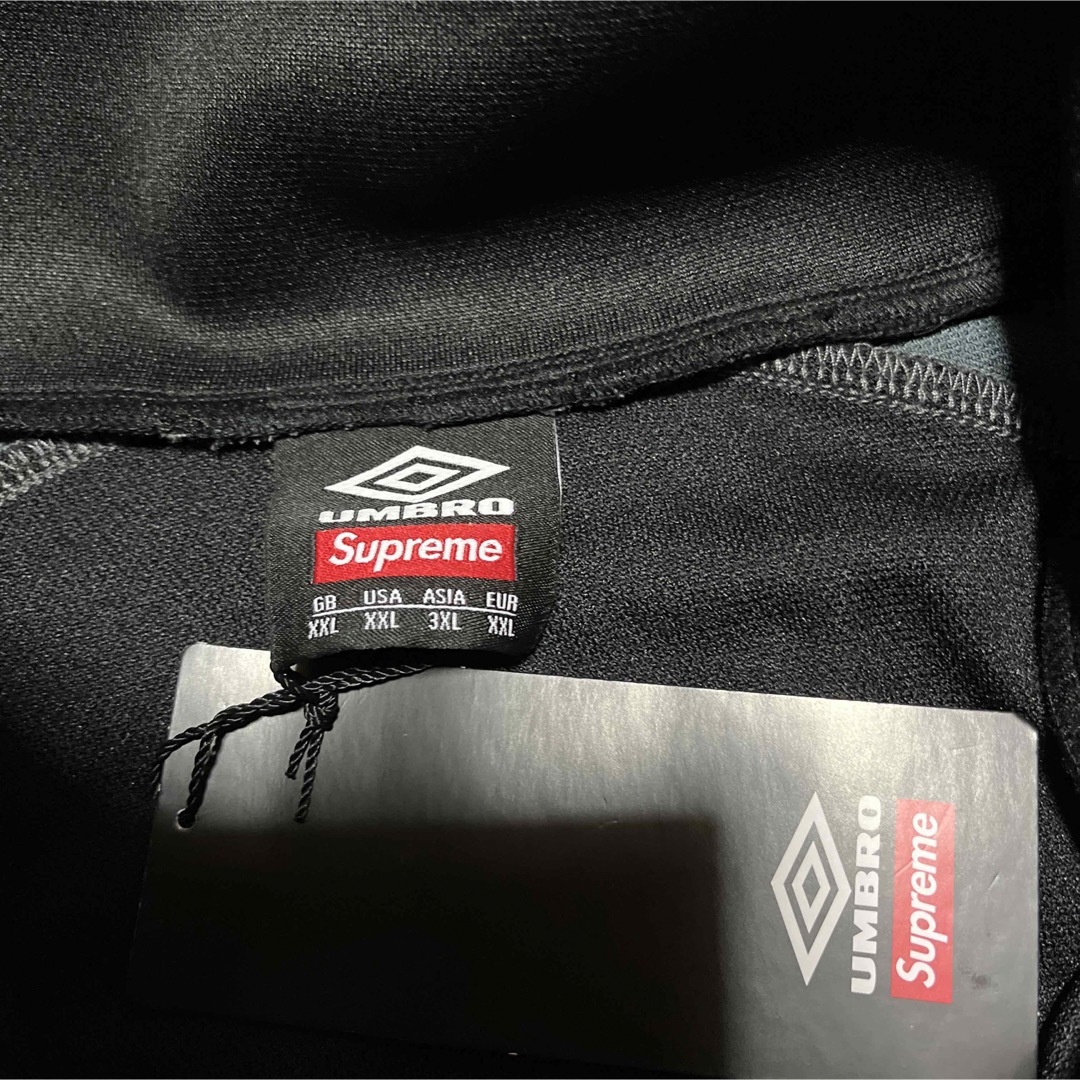 Supreme(シュプリーム)のSupreme  UMBRO Snap Sleeve Jacket XXL 黒 メンズのジャケット/アウター(ブルゾン)の商品写真