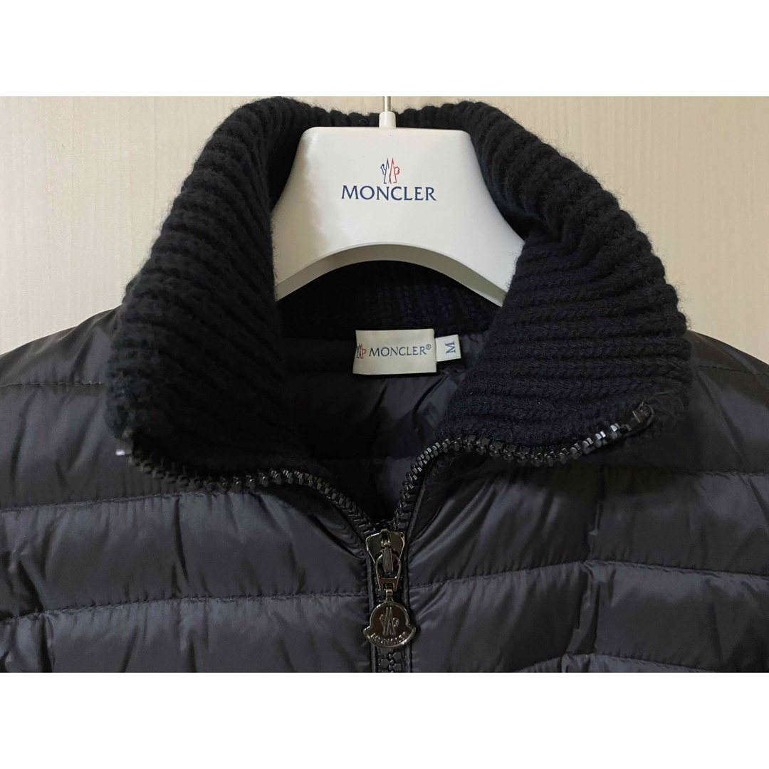 MONCLER(モンクレール)のMONCLER MAGLIONE TRICOT CARDIGAN ブラック　M レディースのジャケット/アウター(ダウンジャケット)の商品写真
