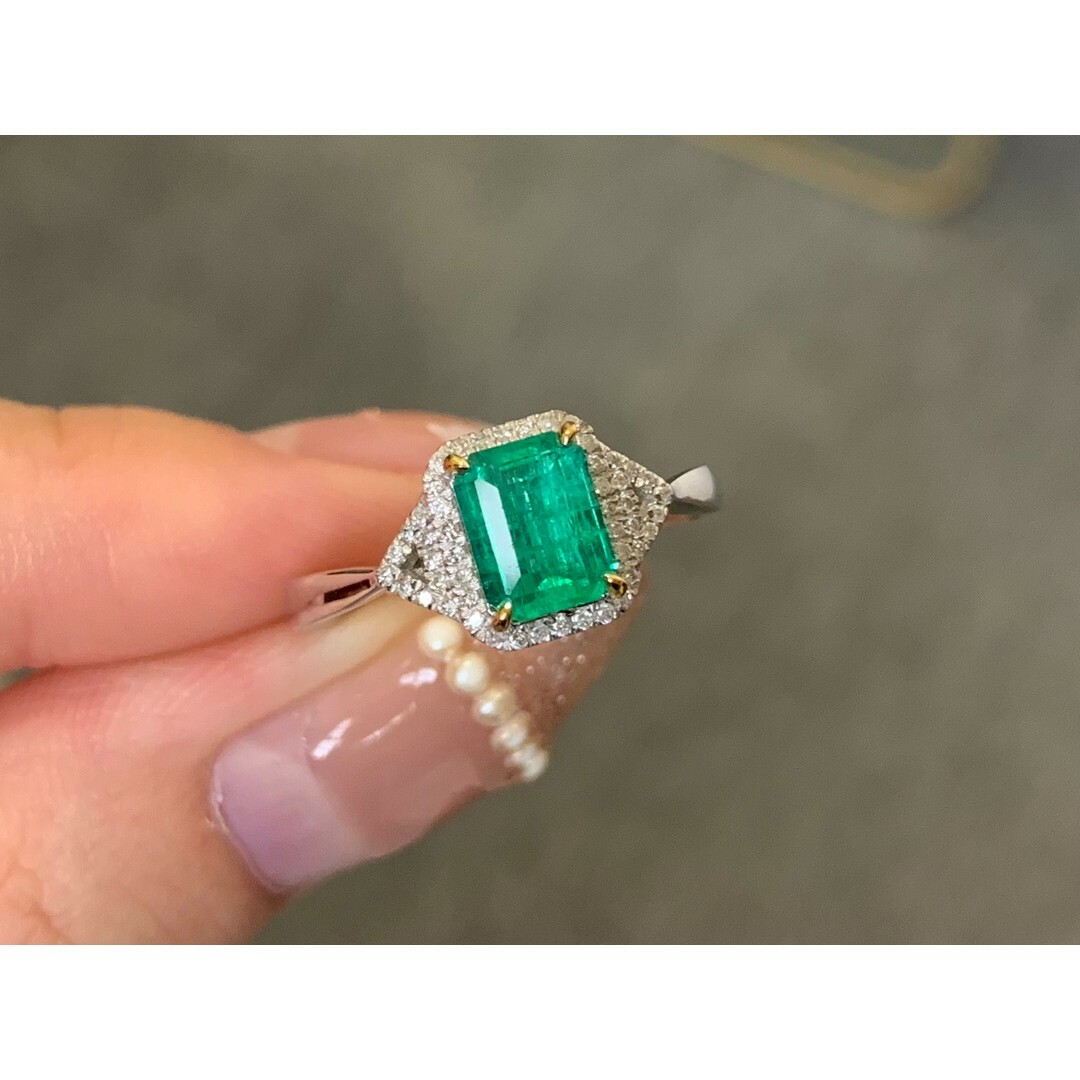 天然ダイヤモンド付きエメラルドリングk18 レディースのアクセサリー(リング(指輪))の商品写真