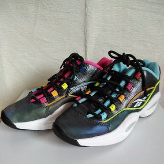 リーボック(Reebok)の美品　Reebok　QUESTION LOW　バスケットボールシューズ　27.0(バスケットボール)