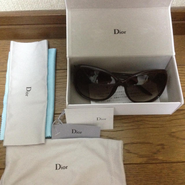 Dior(ディオール)のまりりん様 ～2/14までお取り置き♡ レディースのファッション小物(サングラス/メガネ)の商品写真