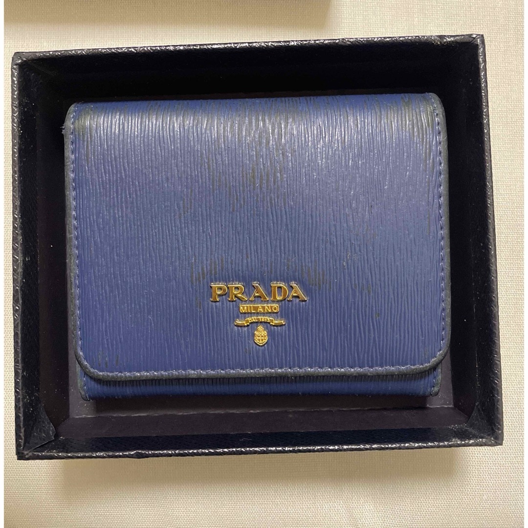 PRADA(プラダ)のPRADA 三つ折り財布 箱付き レディースのファッション小物(財布)の商品写真