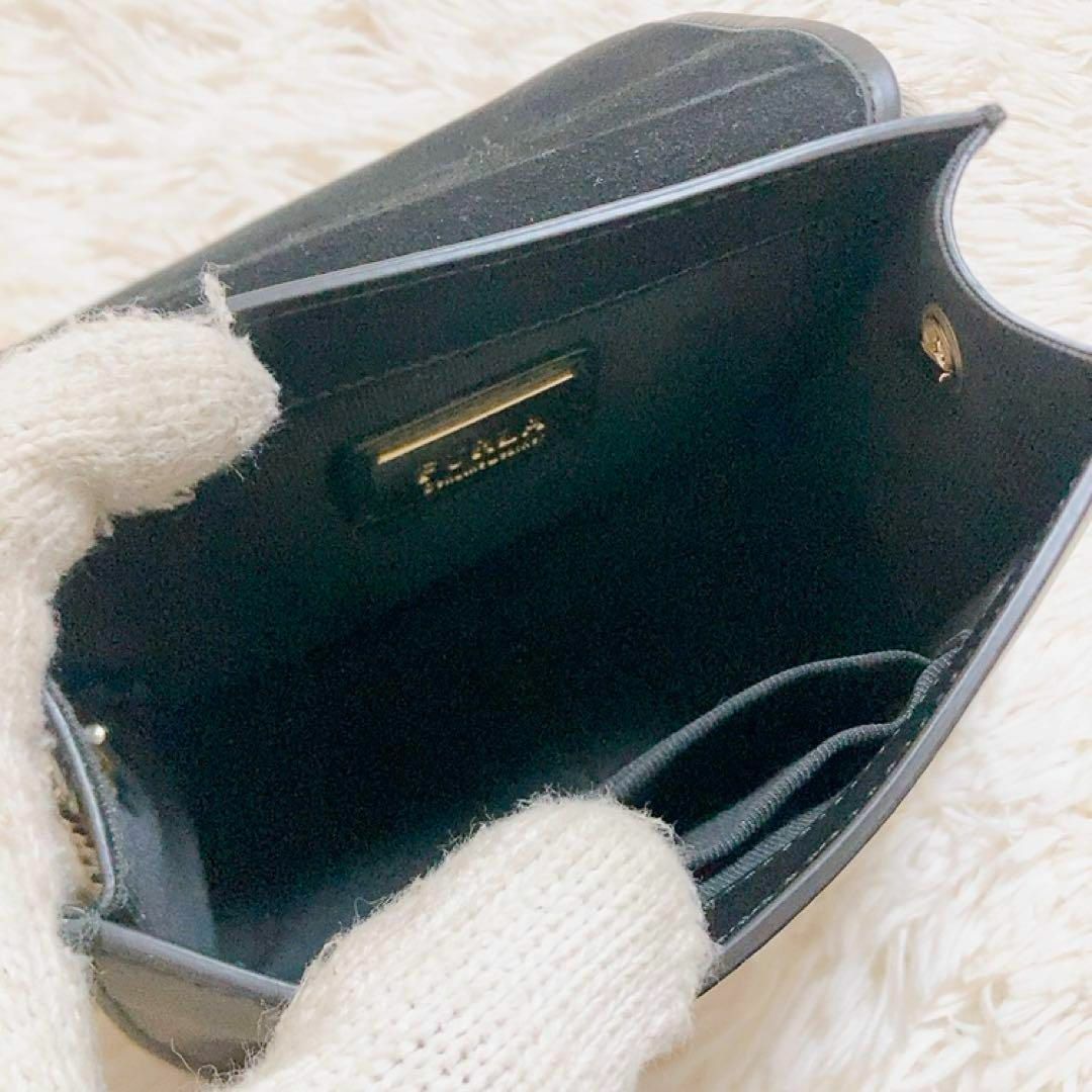 Furla(フルラ)の✨超美品✨FURLA メトロポリス チェーンショルダー ファー　ブラック レディースのバッグ(ショルダーバッグ)の商品写真