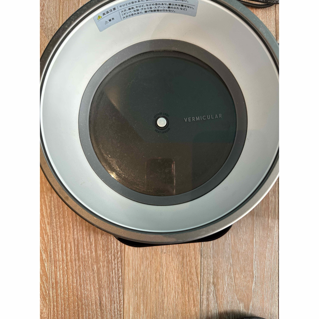 Vermicular(バーミキュラ)の美品　バーミキュラ ライスポット RP23A-GY 5合 スマホ/家電/カメラの調理家電(炊飯器)の商品写真