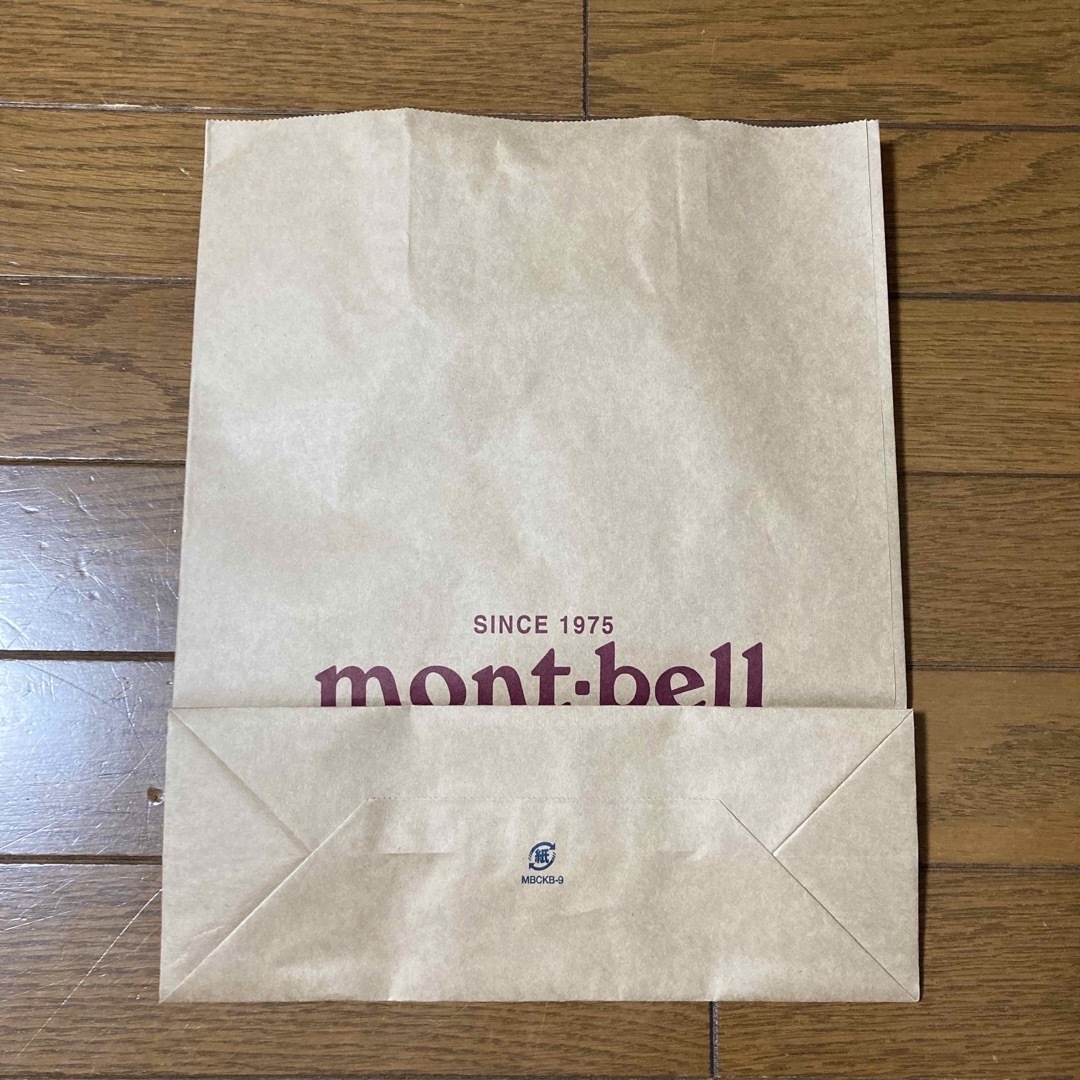 mont bell(モンベル)のモンベル紙袋 スポーツ/アウトドアのアウトドア(登山用品)の商品写真