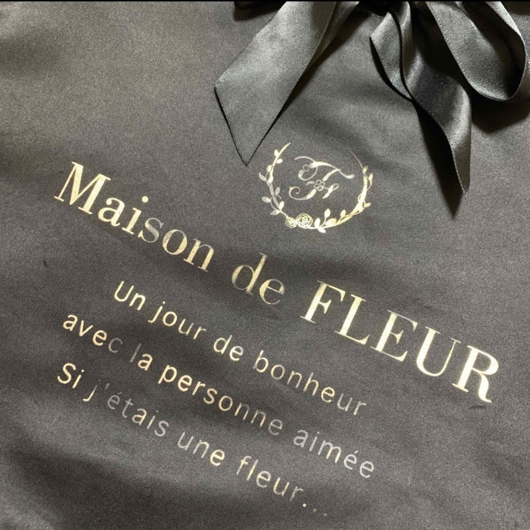 Maison de FLEUR(メゾンドフルール)のメゾンドフルール Maison de FLEUR リボントートバッグ 黒 レディースのバッグ(トートバッグ)の商品写真