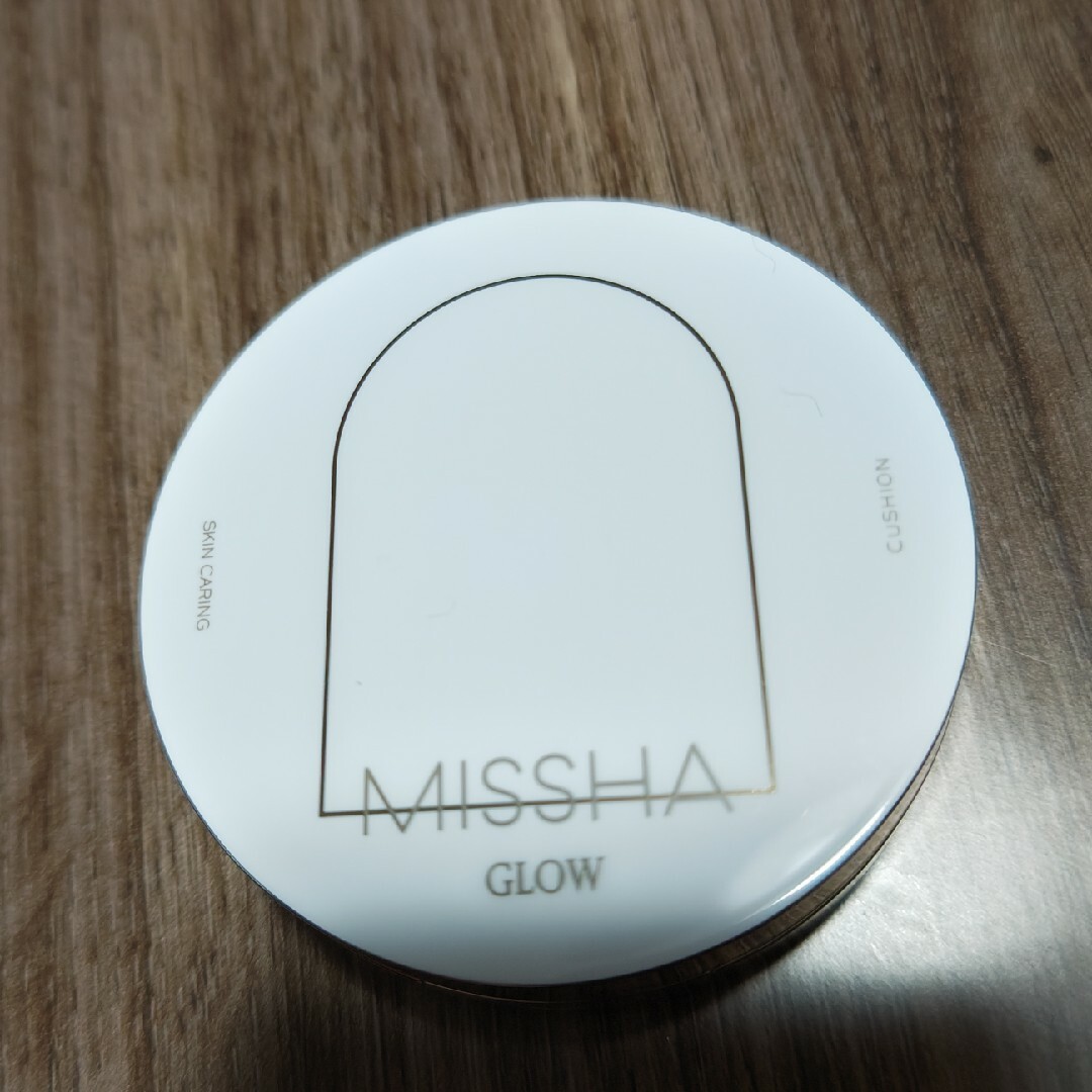 MISSHA(ミシャ)の（新品）ミシャグロウクッションライトNo21 コスメ/美容のベースメイク/化粧品(ファンデーション)の商品写真