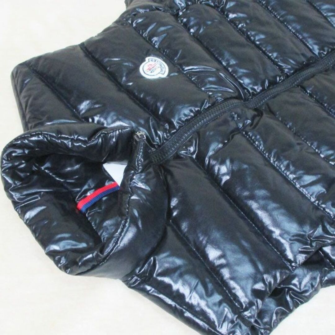 MONCLER(モンクレール)のMONCLER モンクレール ダウンベスト ナイロン サイズ2 ブラック レディースのジャケット/アウター(ダウンベスト)の商品写真