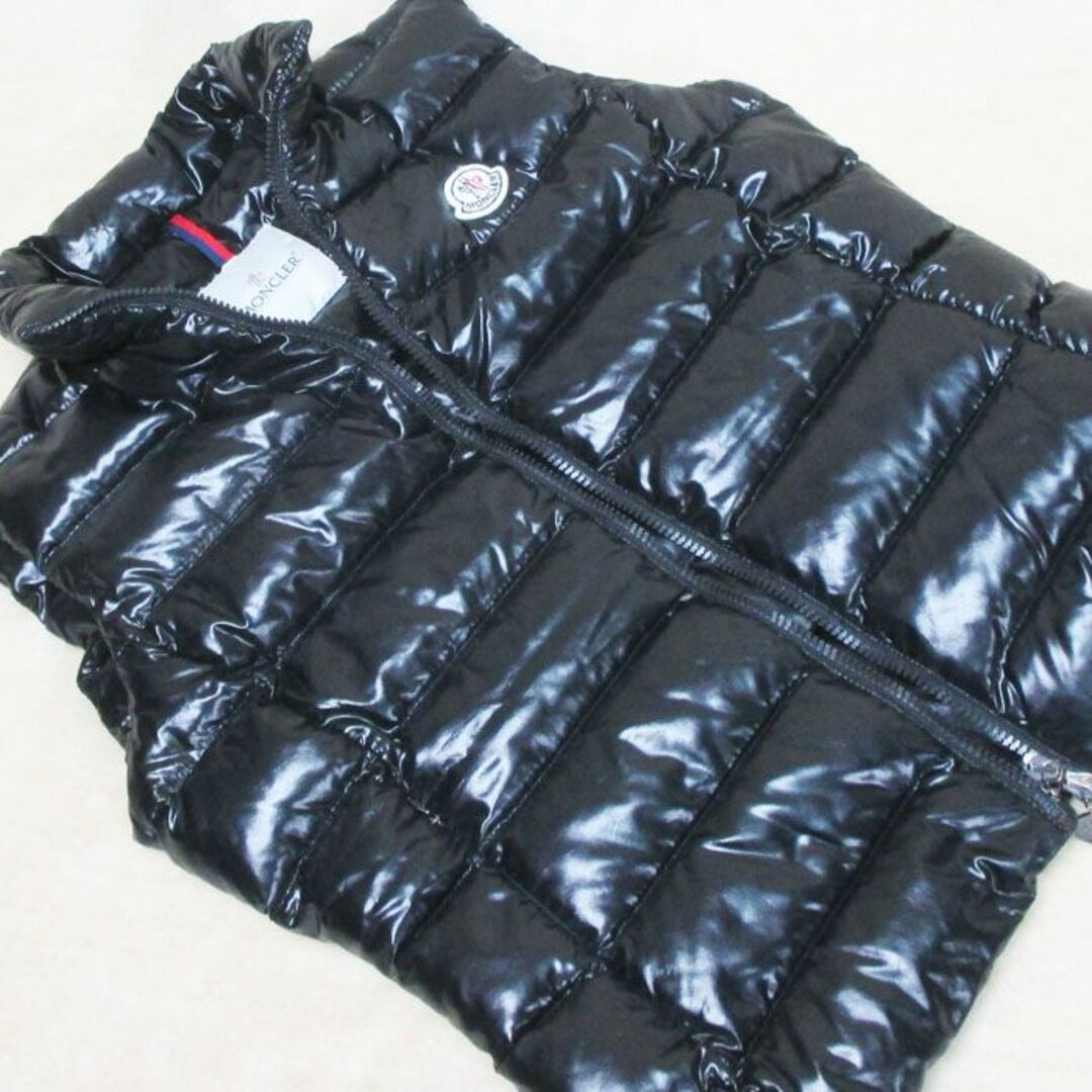 MONCLER(モンクレール)のMONCLER モンクレール ダウンベスト ナイロン サイズ2 ブラック レディースのジャケット/アウター(ダウンベスト)の商品写真