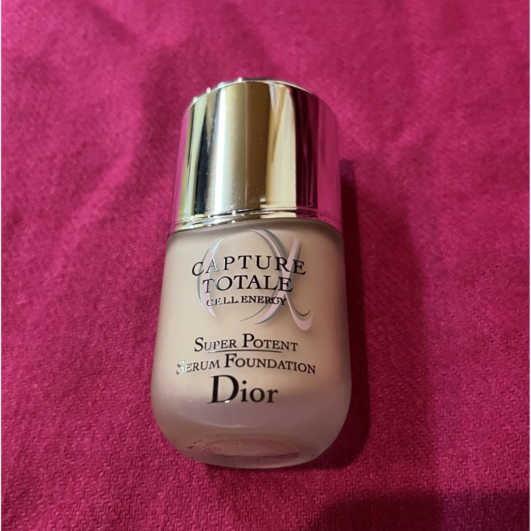 Christian Dior(クリスチャンディオール)のDiorカプチュールトータルセルENGY スーパーセラムファンデーション２Ｎ コスメ/美容のベースメイク/化粧品(ファンデーション)の商品写真