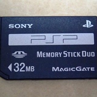 プレイステーションポータブル(PlayStation Portable)の[ SONY メモリースティック デュオ PSP-M32 ](携帯用ゲーム機本体)