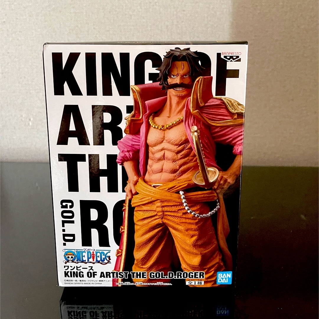 ワンピース　KING OF ARTIST フィギュア　ロジャー　シャンクス　ゾロ