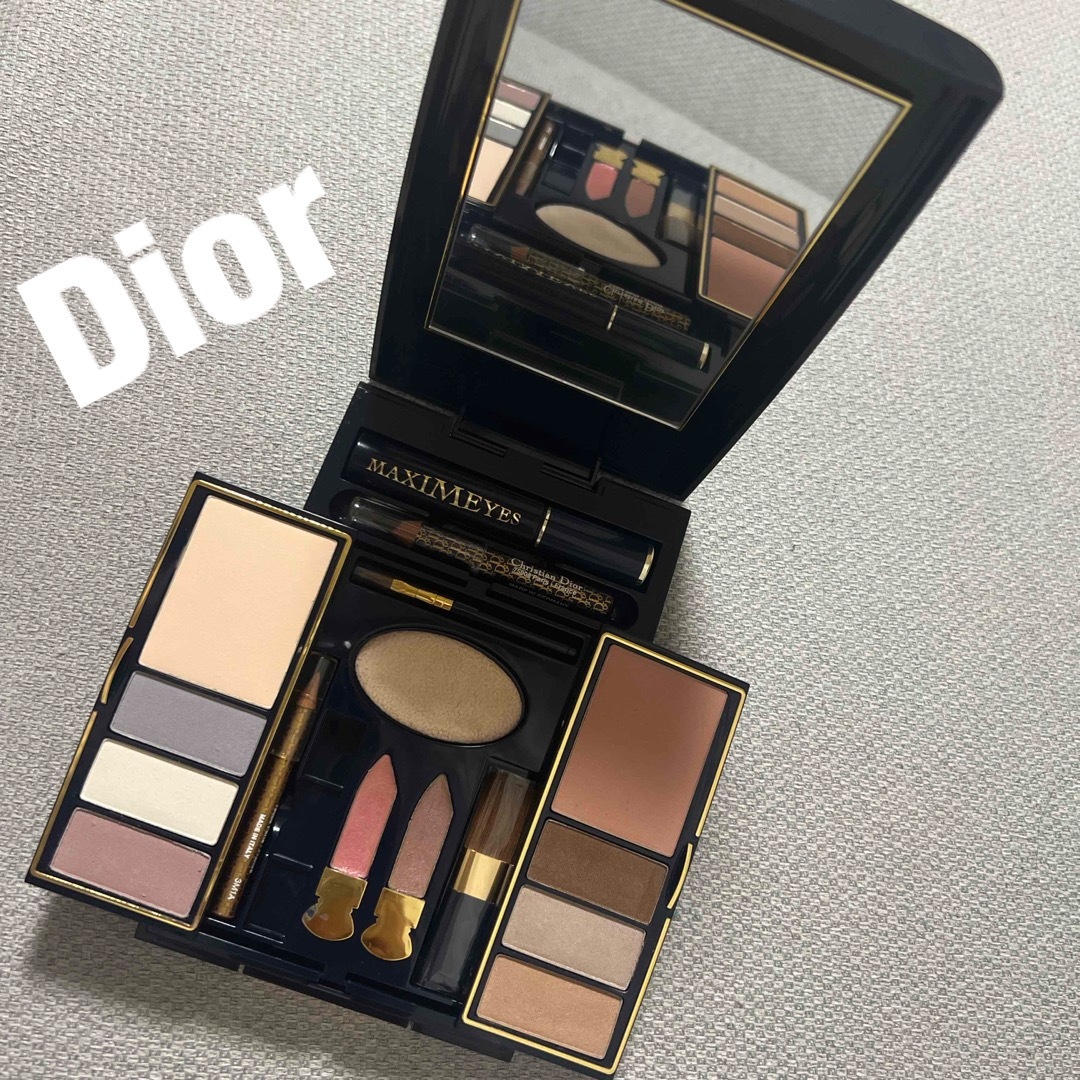 Christian Dior(クリスチャンディオール)の【DIOR】訳ありクリスチャンディオール　アイシャドウ　チーク　パレット　コスメ コスメ/美容のキット/セット(コフレ/メイクアップセット)の商品写真