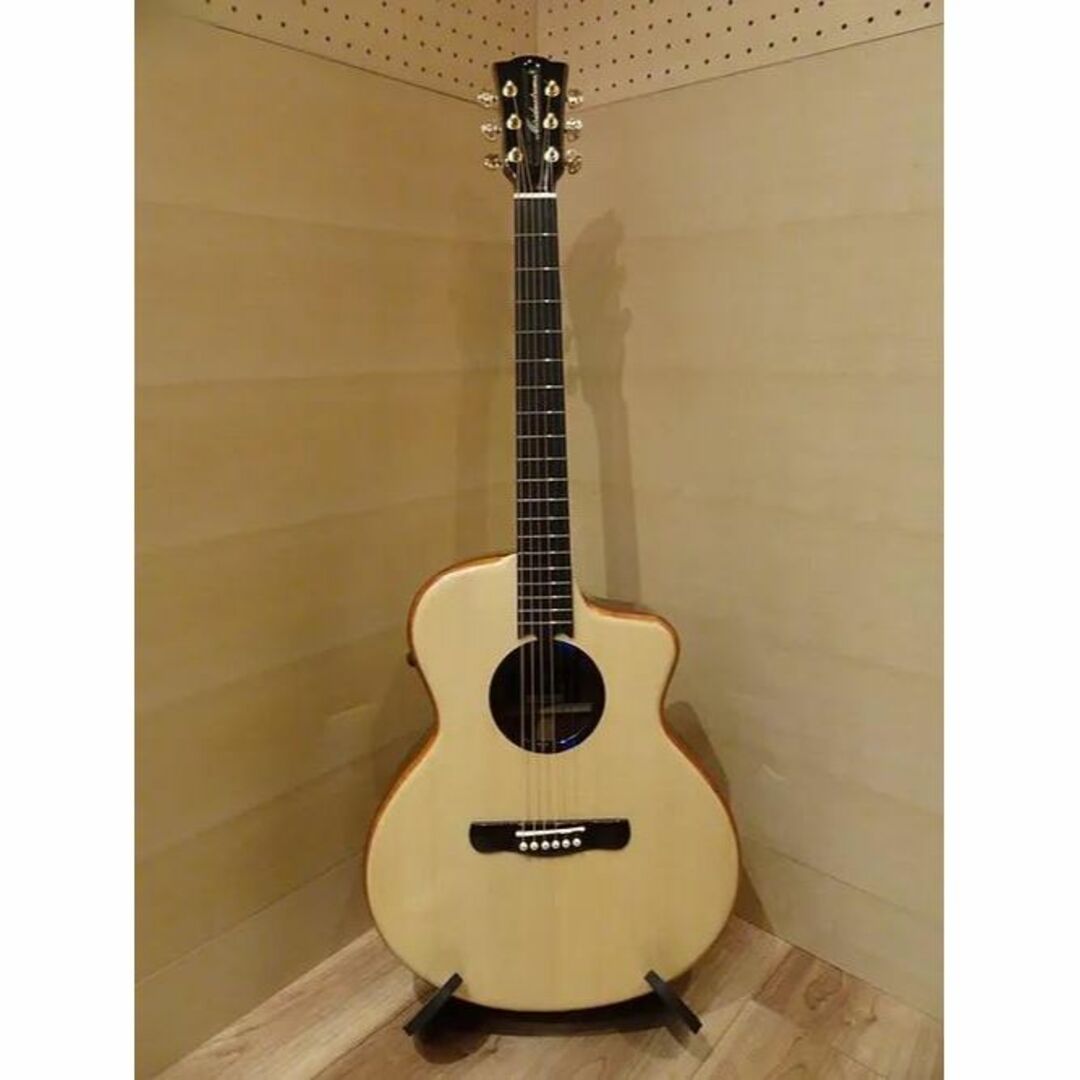 Merida extremaモデルCustom Burls Walnut 楽器のギター(アコースティックギター)の商品写真