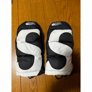 Supreme TheNorthFace S Logo Nuptse Mitts