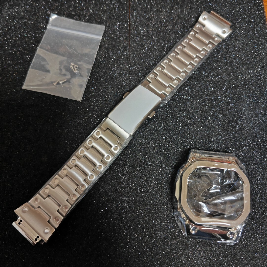 G-SHOCK(ジーショック)のDW-H5600用 G-SHOCK メタルパーツセット メンズの時計(金属ベルト)の商品写真
