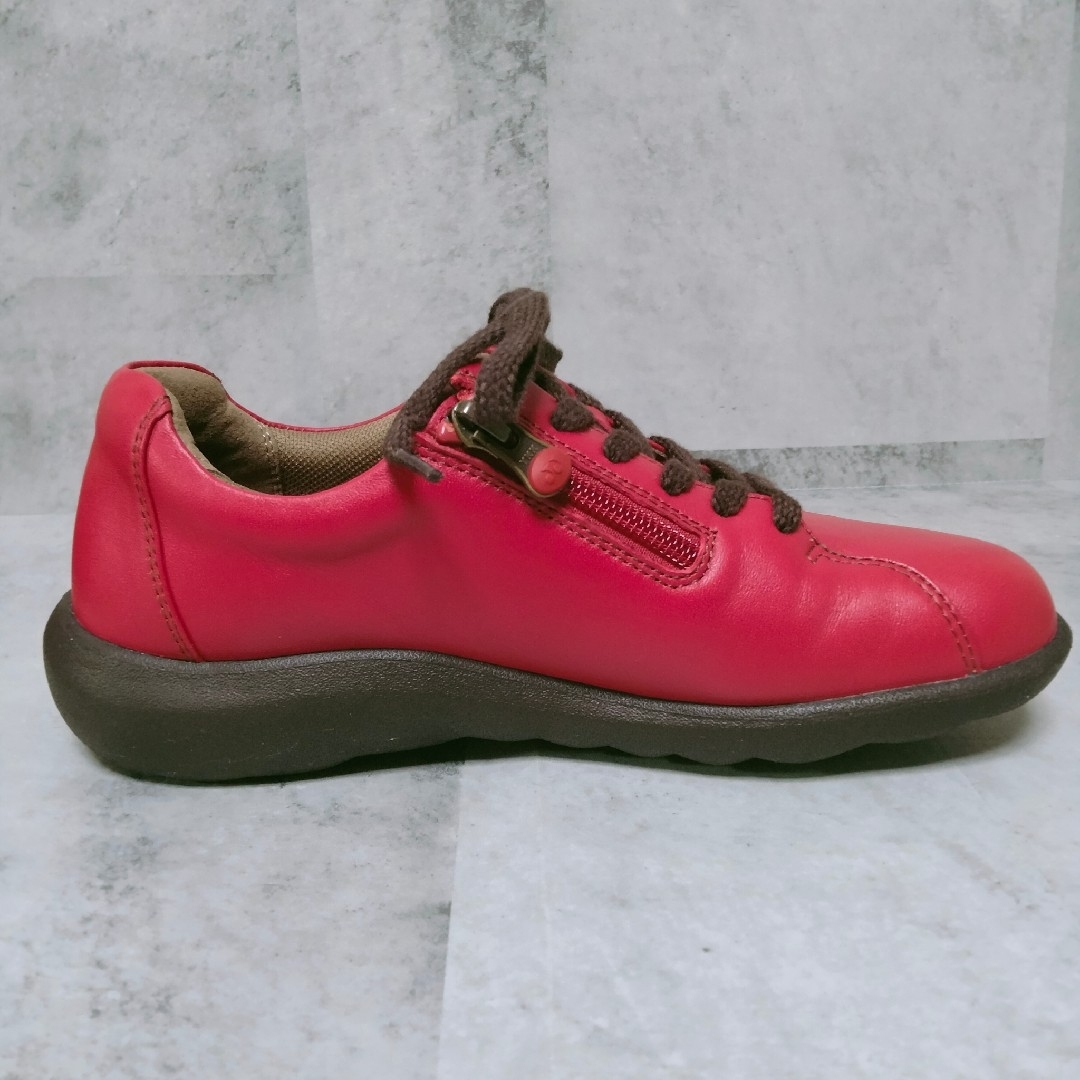 YONEX(ヨネックス)の【ハナ様専用】美品 ヨネックス パワークッション ウォーキングシューズ レディースの靴/シューズ(スニーカー)の商品写真