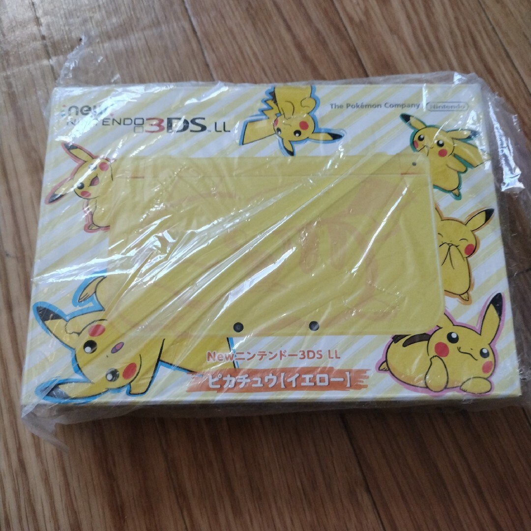 Newニンテンドー3DS LL ピカチュウ【イエロー】(美品 New Newニンテンドー3DS LL ピカチュウ【イエロー】(美品 New