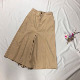 ローズバッド(ROSE BUD)のローズバッド　コーデュロイ　ガウチョパンツ(カジュアルパンツ)