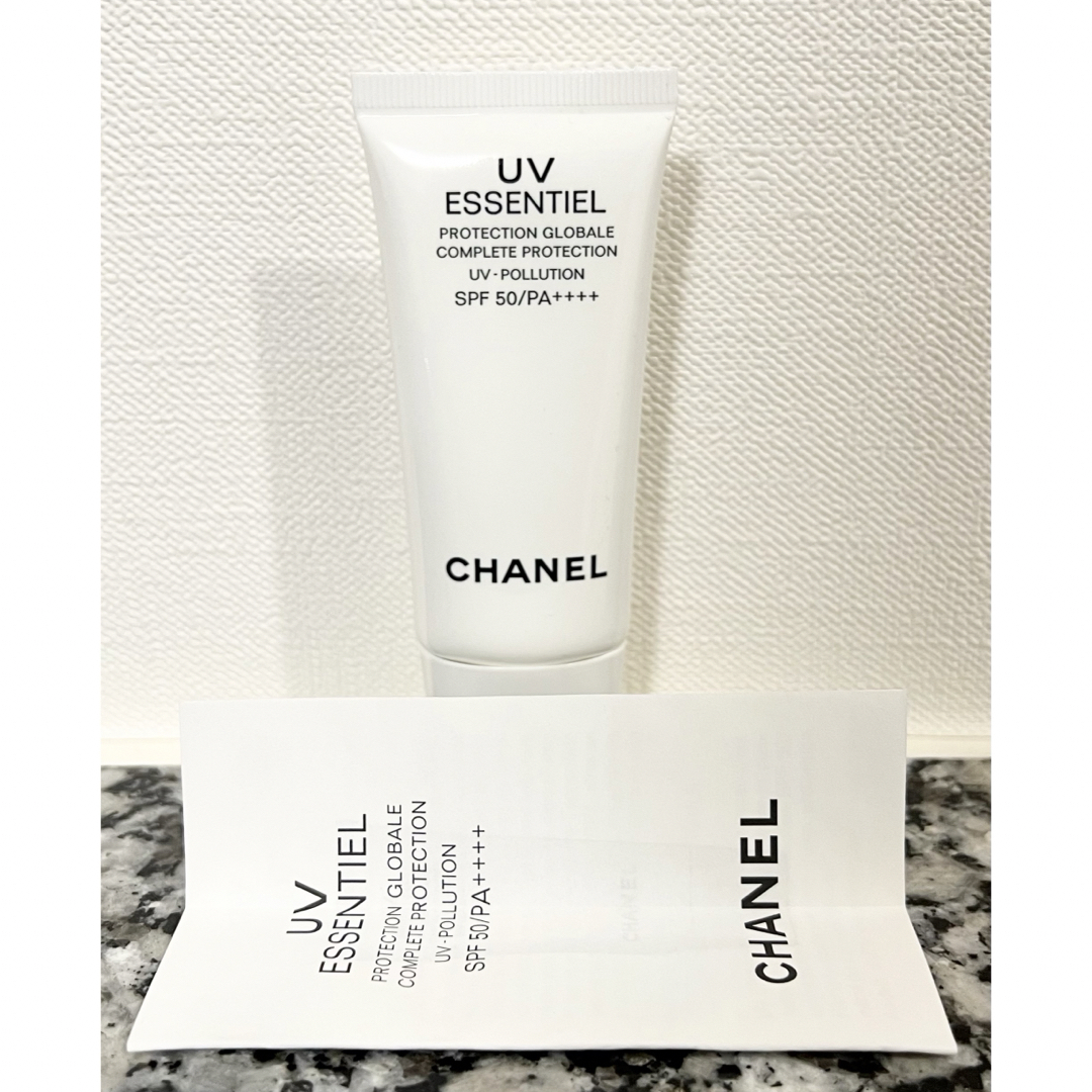 CHANEL(シャネル)の新品未開封 CHANEL UV エサンシエル 日焼け止めジェルクリーム コスメ/美容のボディケア(日焼け止め/サンオイル)の商品写真