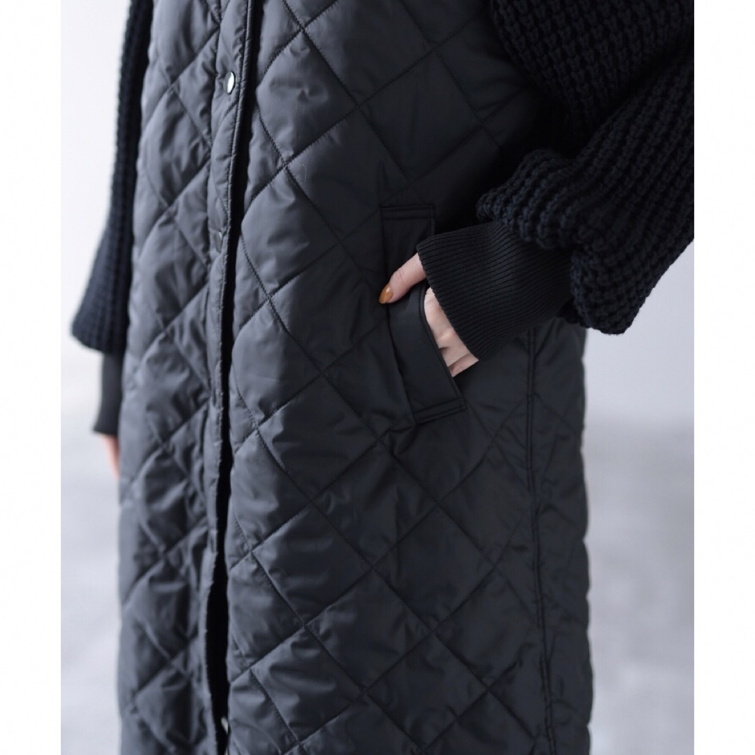 HERENCIA(ヘレンチア)の今季 HERENCIA ドッキングコート ブラック ヘレンチア レディースのジャケット/アウター(ロングコート)の商品写真