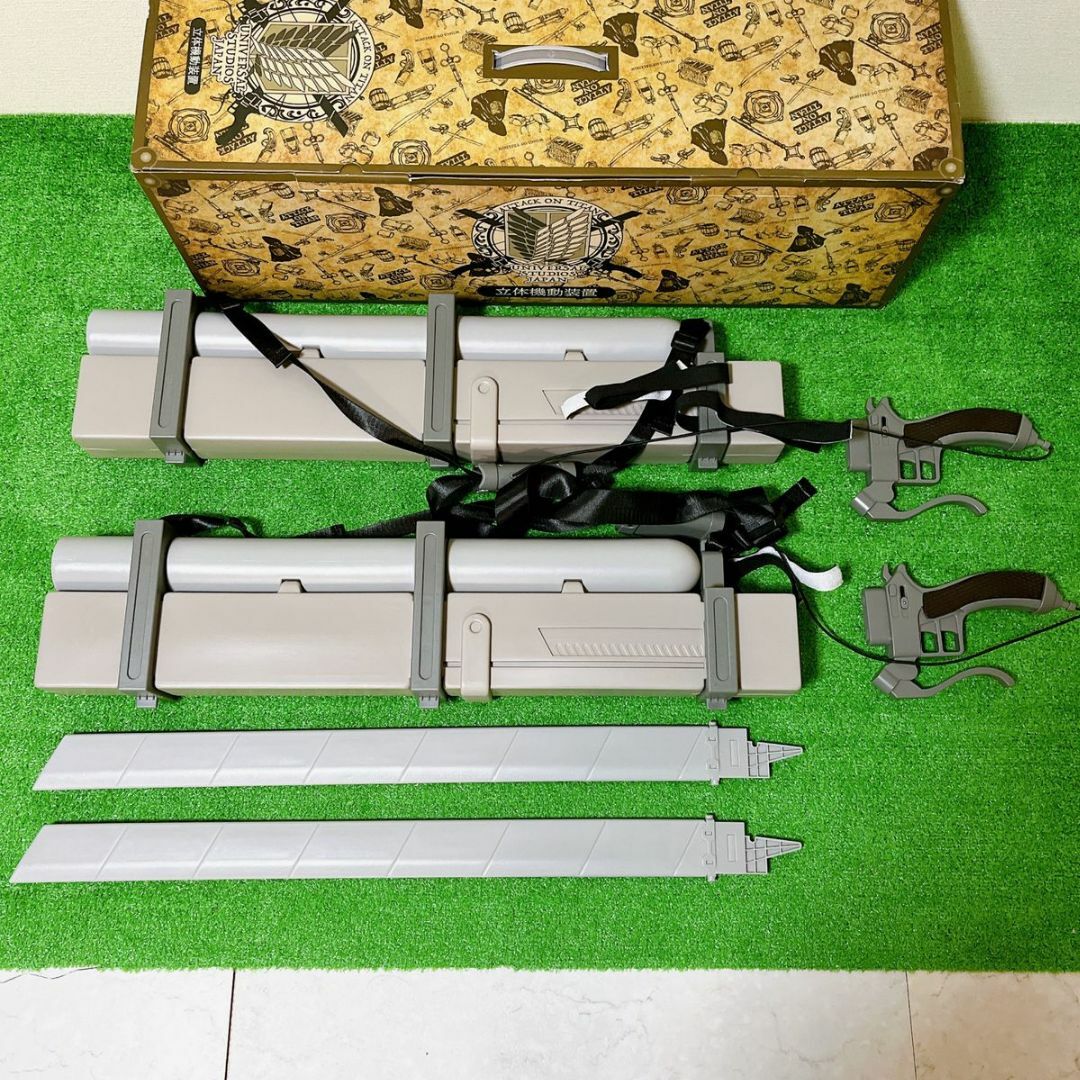 ユニバーサルスタジオ 進撃の巨人 立体機動装置 USJ USJ限定 ユニバーサルスタジオ 進撃の巨人 立体機動装置 USJ USJ限定