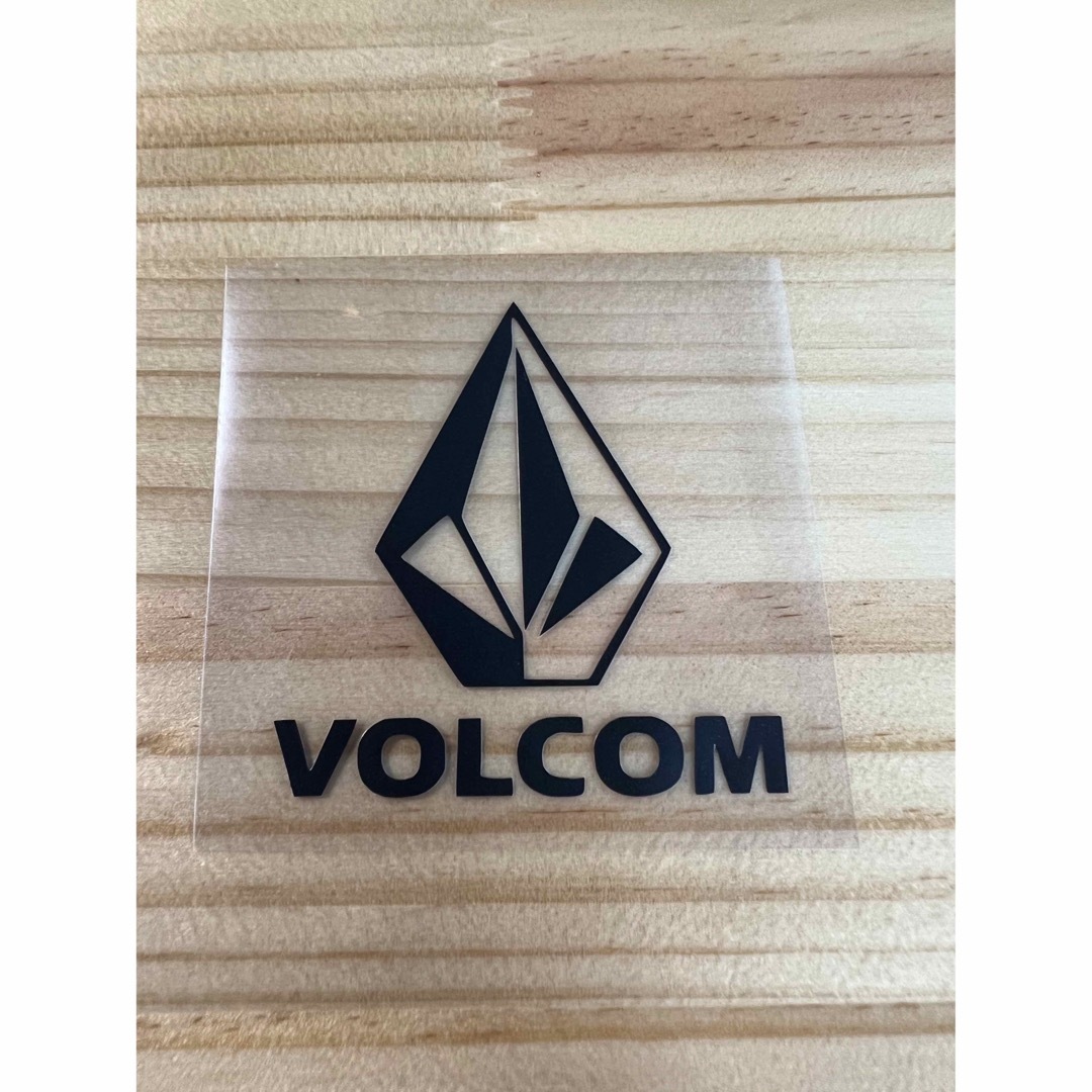 volcom(ボルコム)のVOLCOM ステッカー スポーツ/アウトドアのスノーボード(アクセサリー)の商品写真